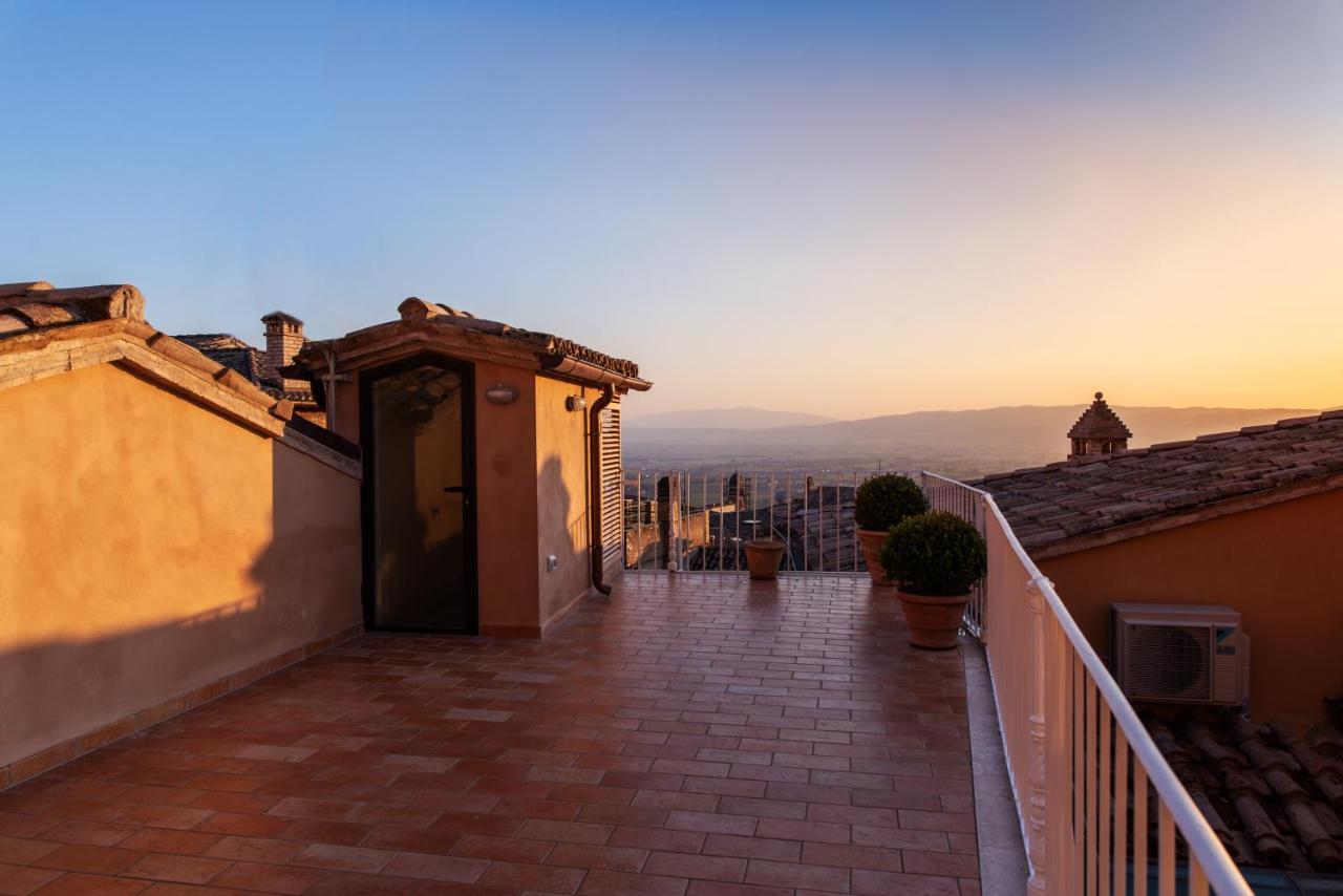 Portica10 Bed and Breakfast Assisi Eksteriør billede